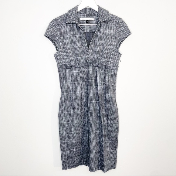 Diane Von Furstenberg Dresses & Skirts - Diane VON FURSTENBERG Bund Wool Blend Short Cap Sleeve Dress Size 4